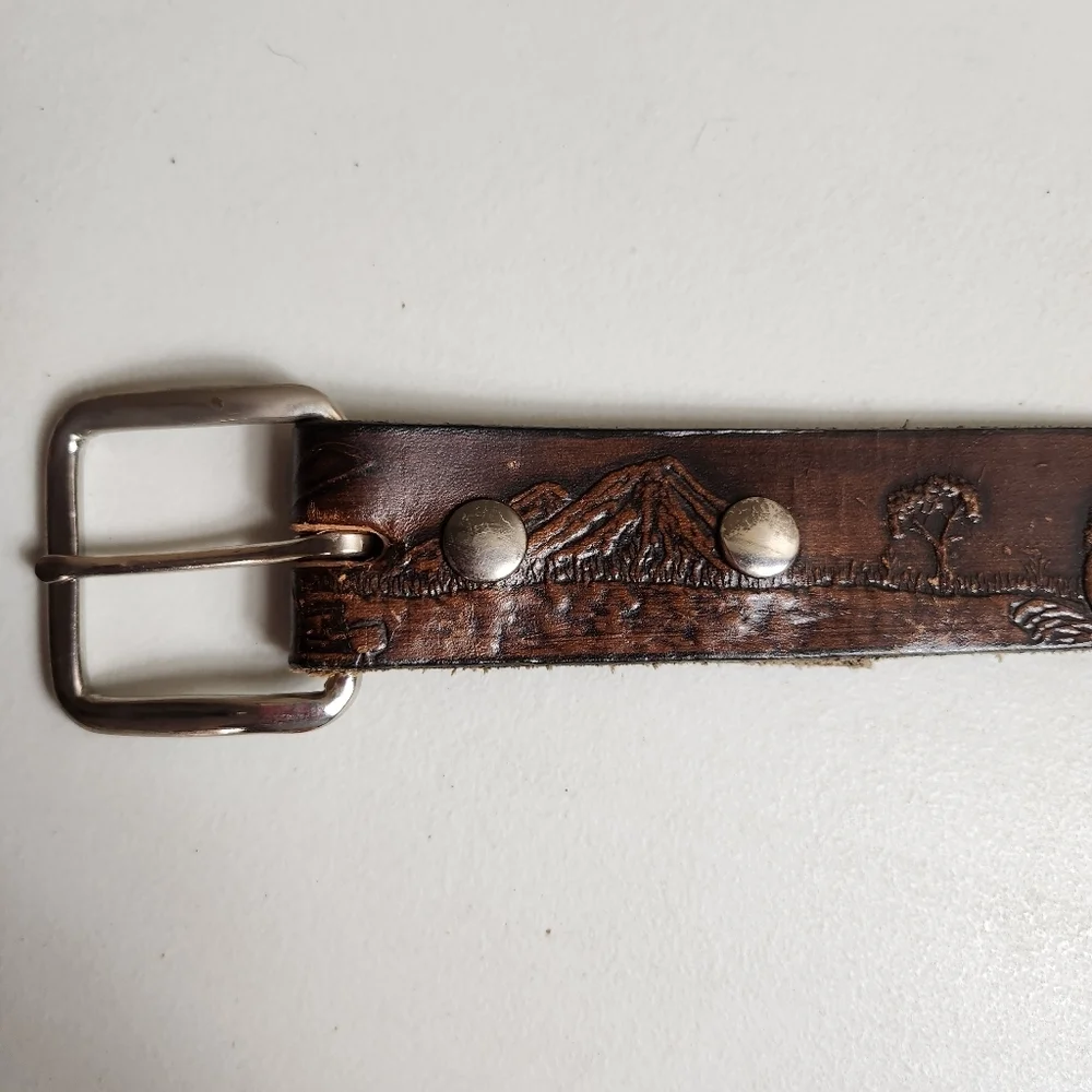 Kids |L/10-12| Brown Leather Fly Fishing Scenery Tooled Embossed Belt